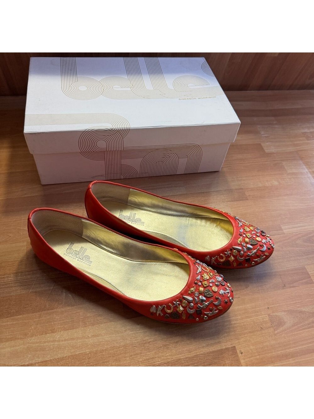 Belle by sigerson morrison coral leather charm embellished ballet flats size 7.5
